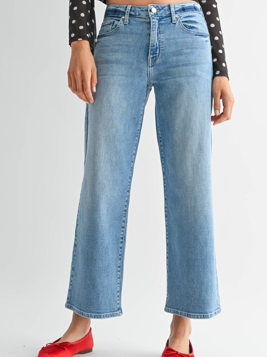 Petite Slim Wide Leg Jeans